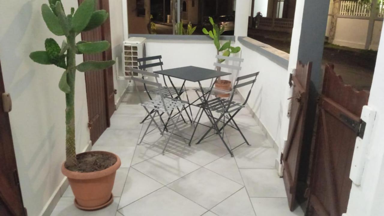 Maison De Vacances Baca Vue Sur Mer Capesterre Ngoại thất bức ảnh